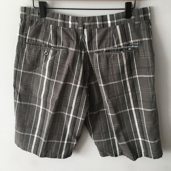 Dvision Flat Front Plaid Men's Shorts - Picture 4 of 7